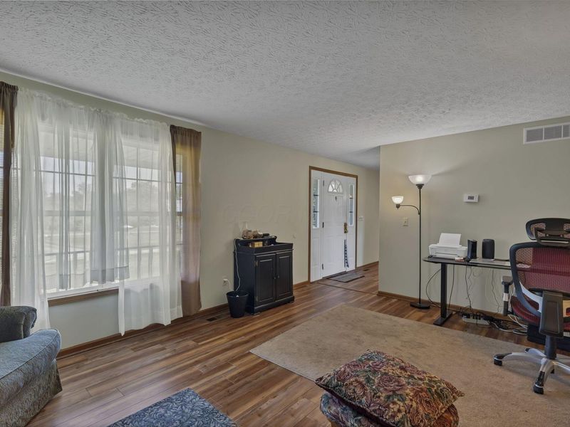 5951 South Fork Road, Heath, OH 43056 Photo 6
