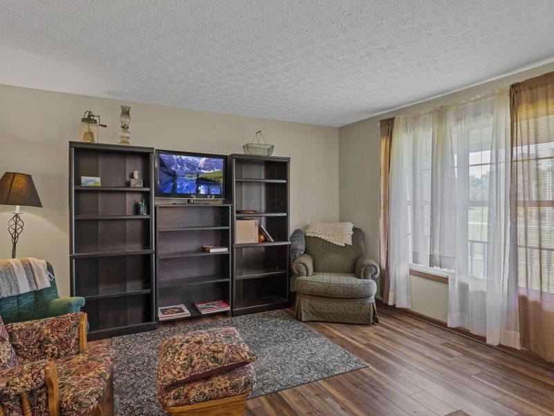 5951 South Fork Road, Heath, OH 43056 Photo 7
