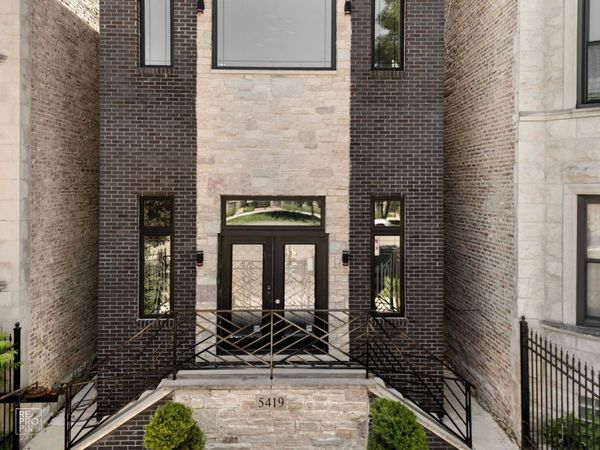 5419 S Michigan Avenue , Chicago, IL 60615