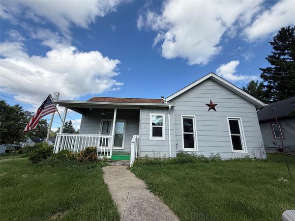1603 10th Street, Eldora, IA 50627