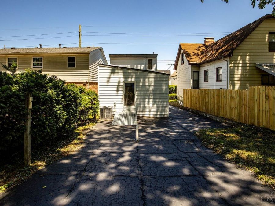 Property Image 37