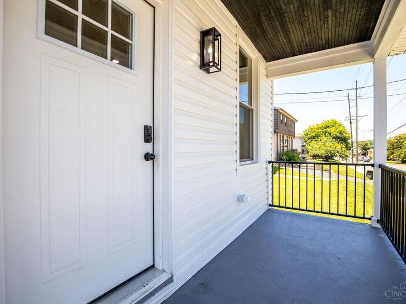 311 E Ross Avenue E, Saint Bernard, OH 45217 Photo 4