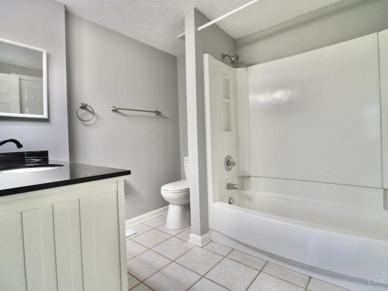 512 Glencoe Court, Mason, OH 45040 Photo 10