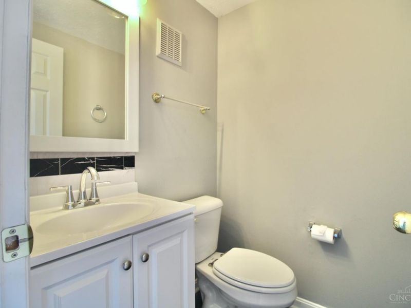 512 Glencoe Court, Mason, OH 45040 Photo 8