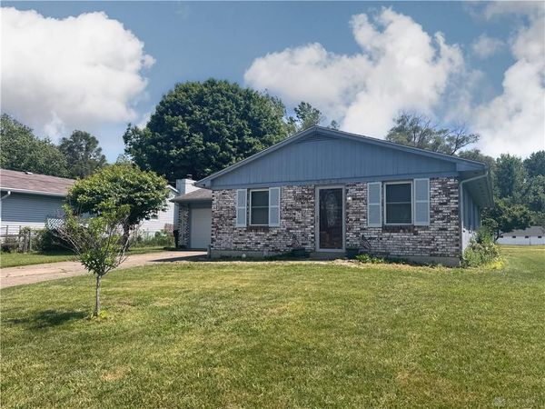 8543 Kingston Drive, Franklin Twp, OH 45005