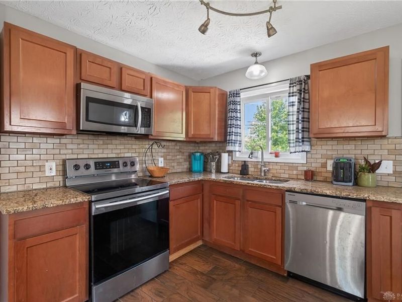 1935 Malcom Drive, Kettering, OH 45420 Photo 5