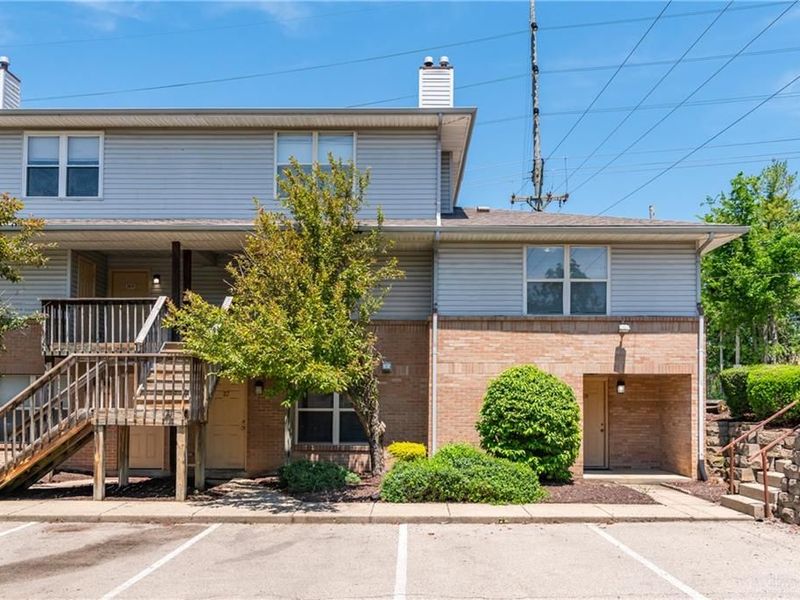 978 Irving Avenue, Unit 25, Dayton, OH 45419 Photo 2