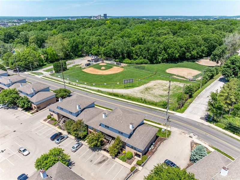 978 Irving Avenue, Unit 25, Dayton, OH 45419 Photo 36