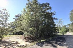 620 Plantation Drive photo 4