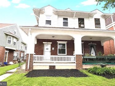 2012 BELLEVUE ROAD, HARRISBURG, PA 17104