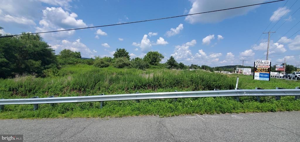 170 PASSMORE ROAD, BECHTELSVILLE, PA 19505