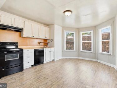 742 N 37TH STREET , PHILADELPHIA, PA 19104