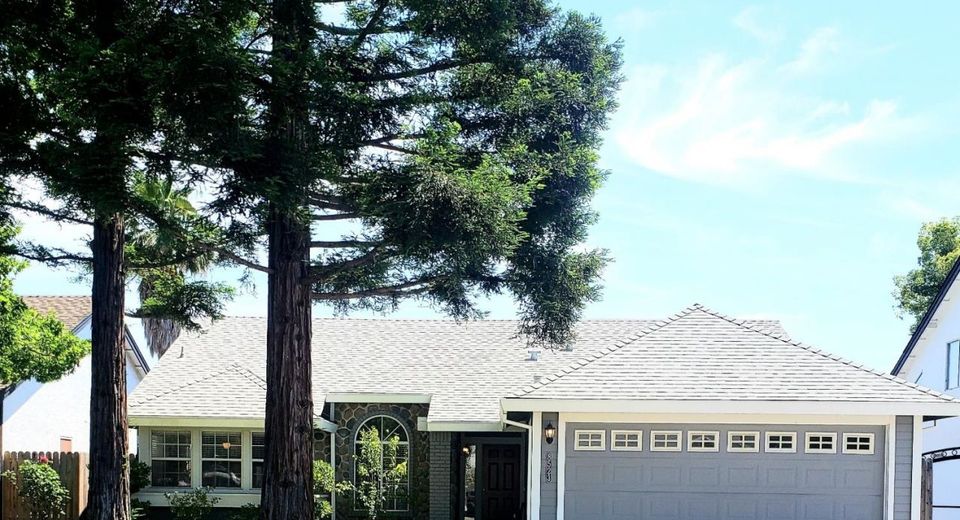 8523 Daimler Way, Sacramento, CA 95828 Photo