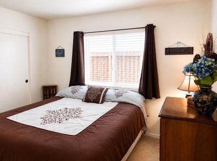 8523 Daimler Way, Sacramento, CA 95828 Photo