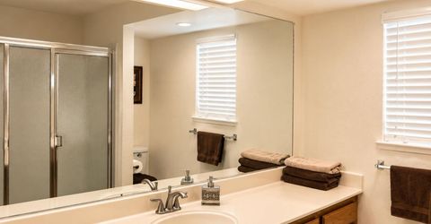 8523 Daimler Way, Sacramento, CA 95828 Photo