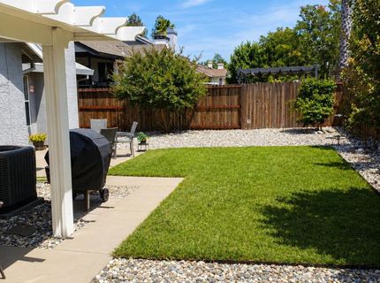 8523 Daimler Way, Sacramento, CA 95828 Photo