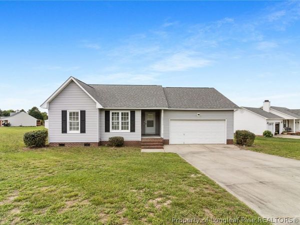 15 Peach Blossom Circle , Sanford, NC 27332