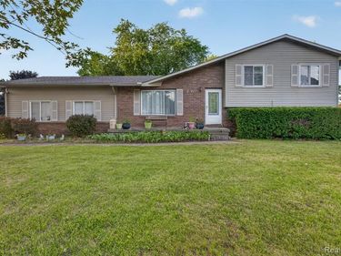 2471 Valley Church Drive, Thetford Twp, MI 48420