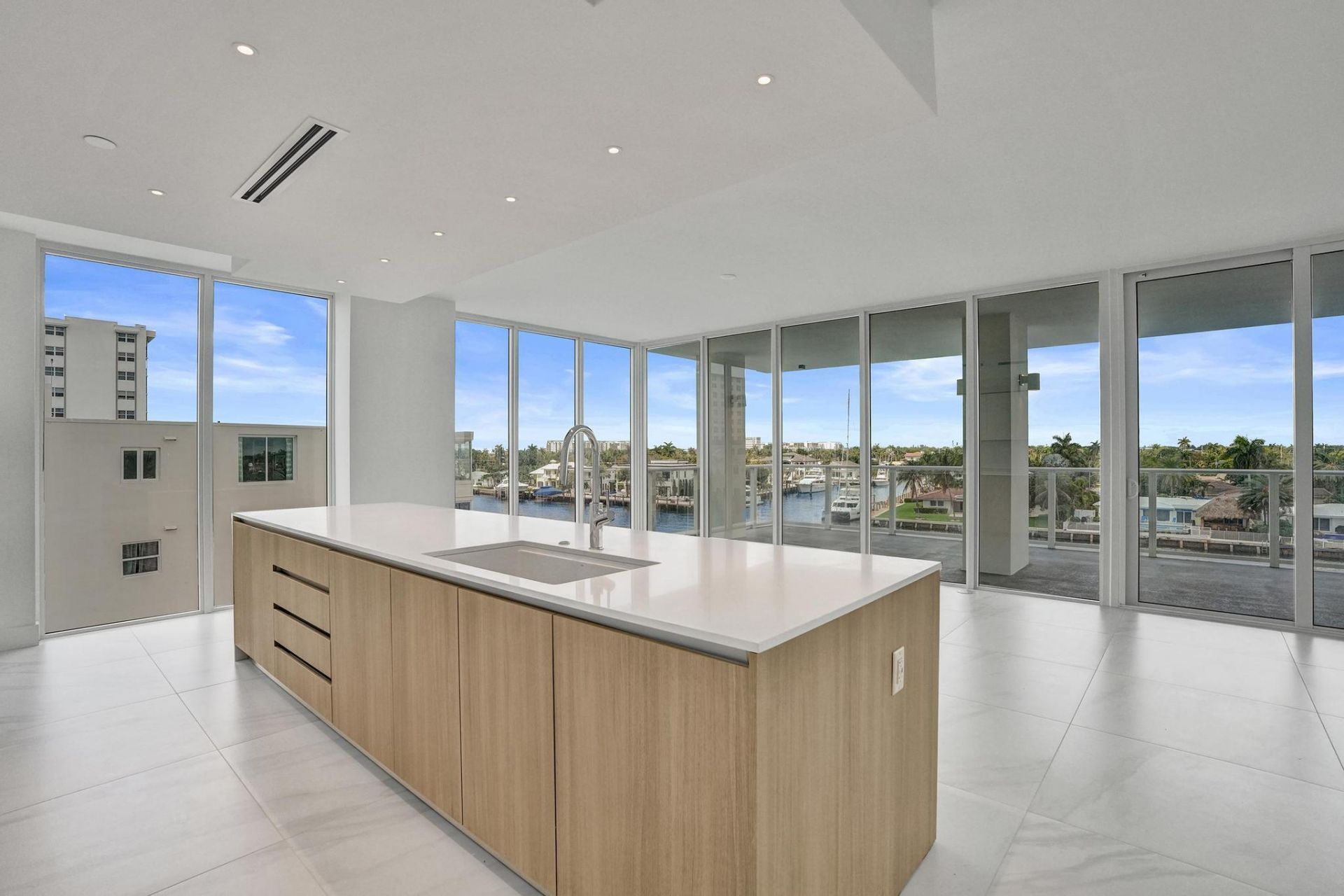 407 N Riverside Drive, Unit 401, Pompano Beach, FL 33062 Photo