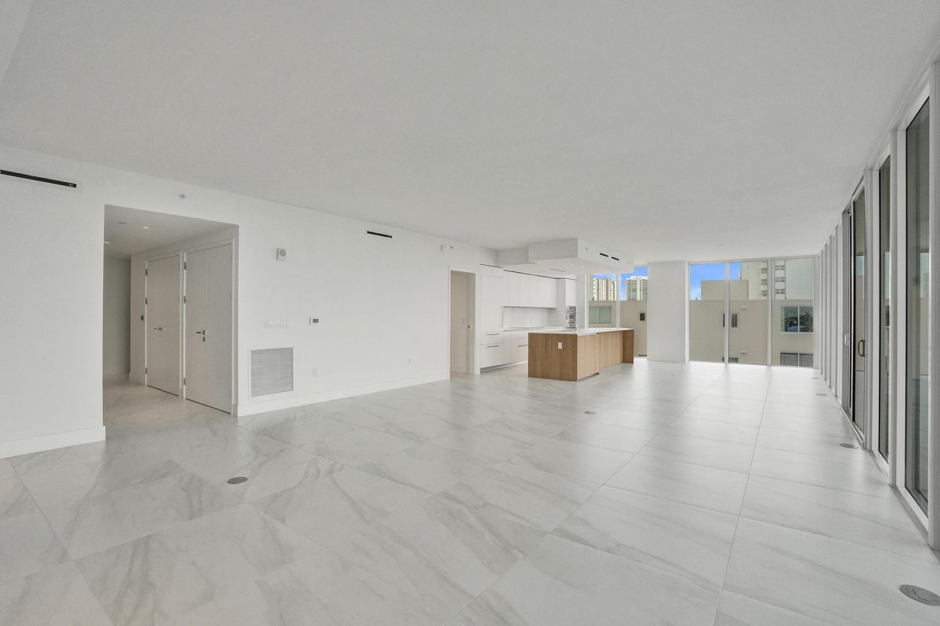 407 N Riverside Drive, Unit 401, Pompano Beach, FL 33062 Photo