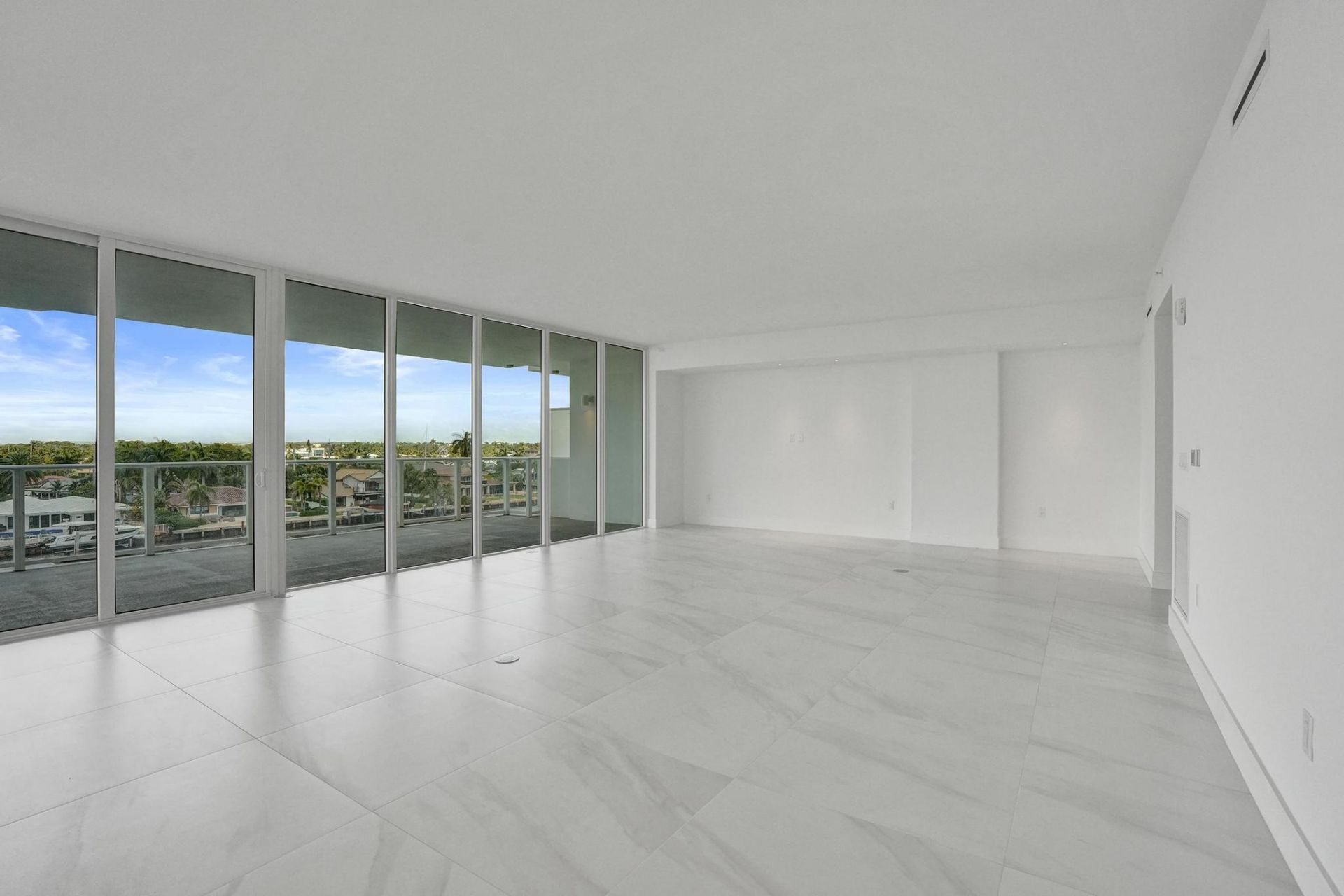 407 N Riverside Drive, Unit 401, Pompano Beach, FL 33062 Photo