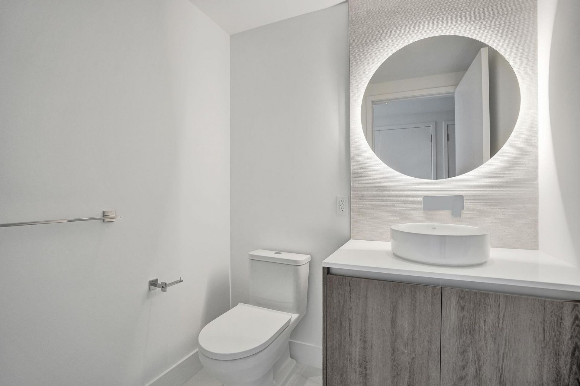 407 N Riverside Drive, Unit 401, Pompano Beach, FL 33062 Photo