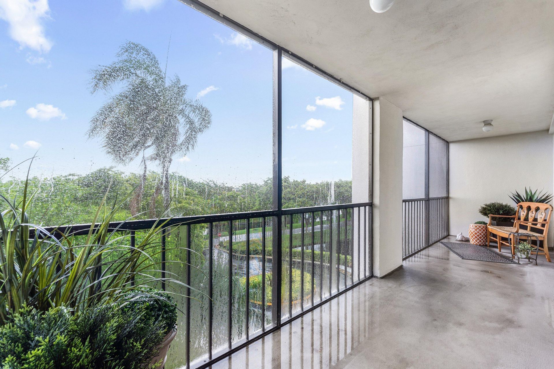 5951 Wellesley Park Drive, Unit 507, Boca Raton, FL 33433 Photo
