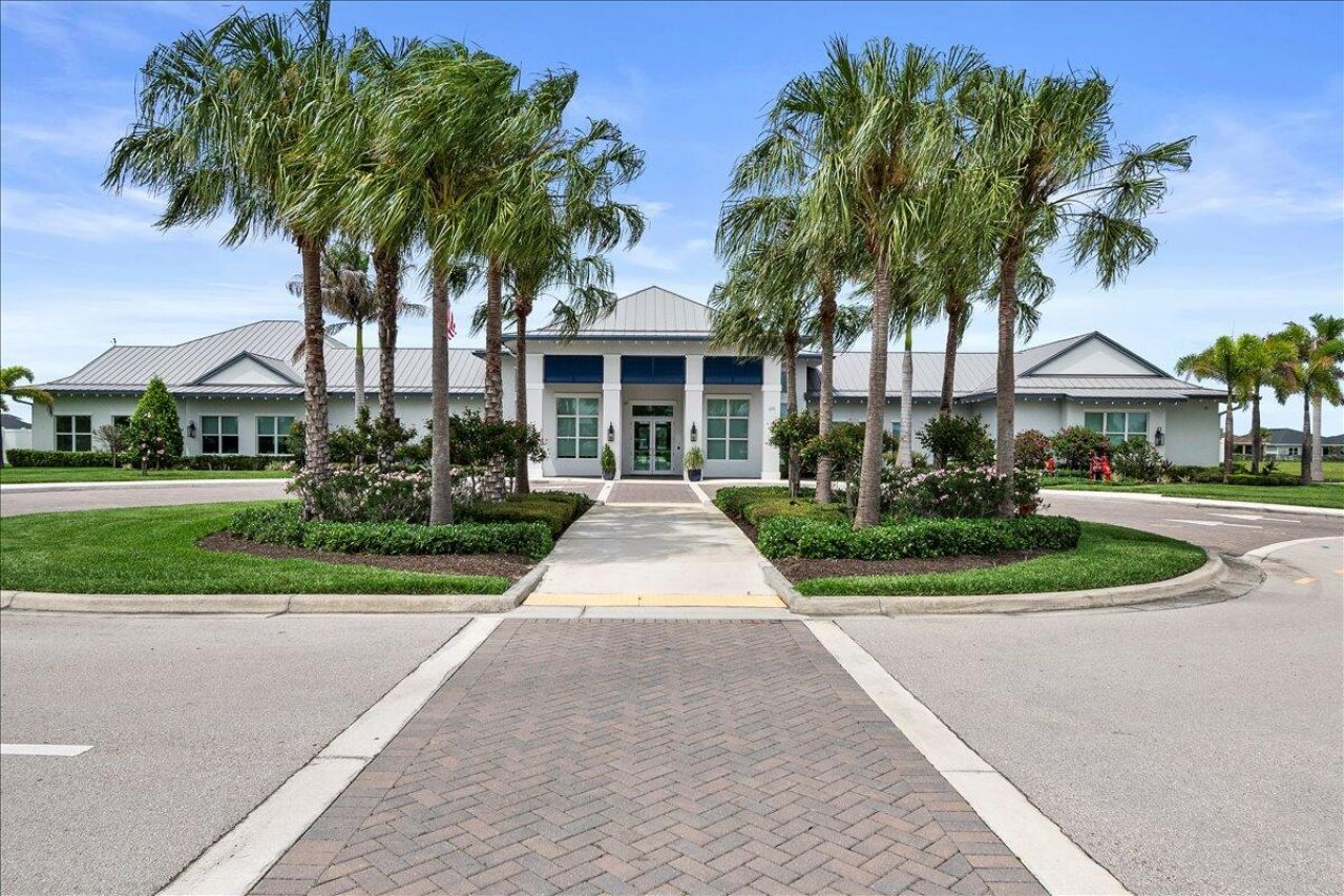 786 SE Woodbine Road, Port Saint Lucie, FL 34984 Photo