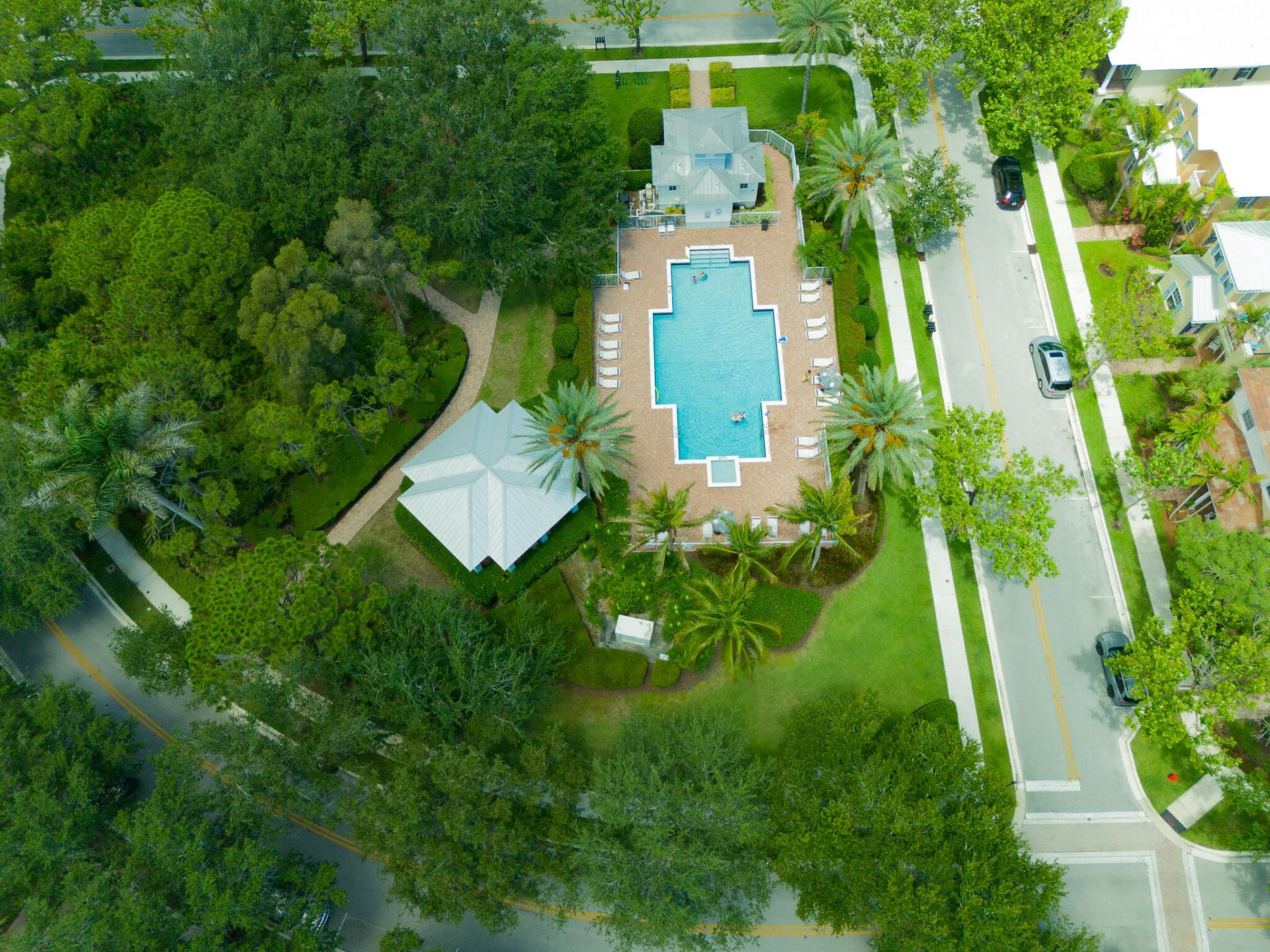 103 E Thatch Palm Circle, Jupiter, FL 33458 Photo