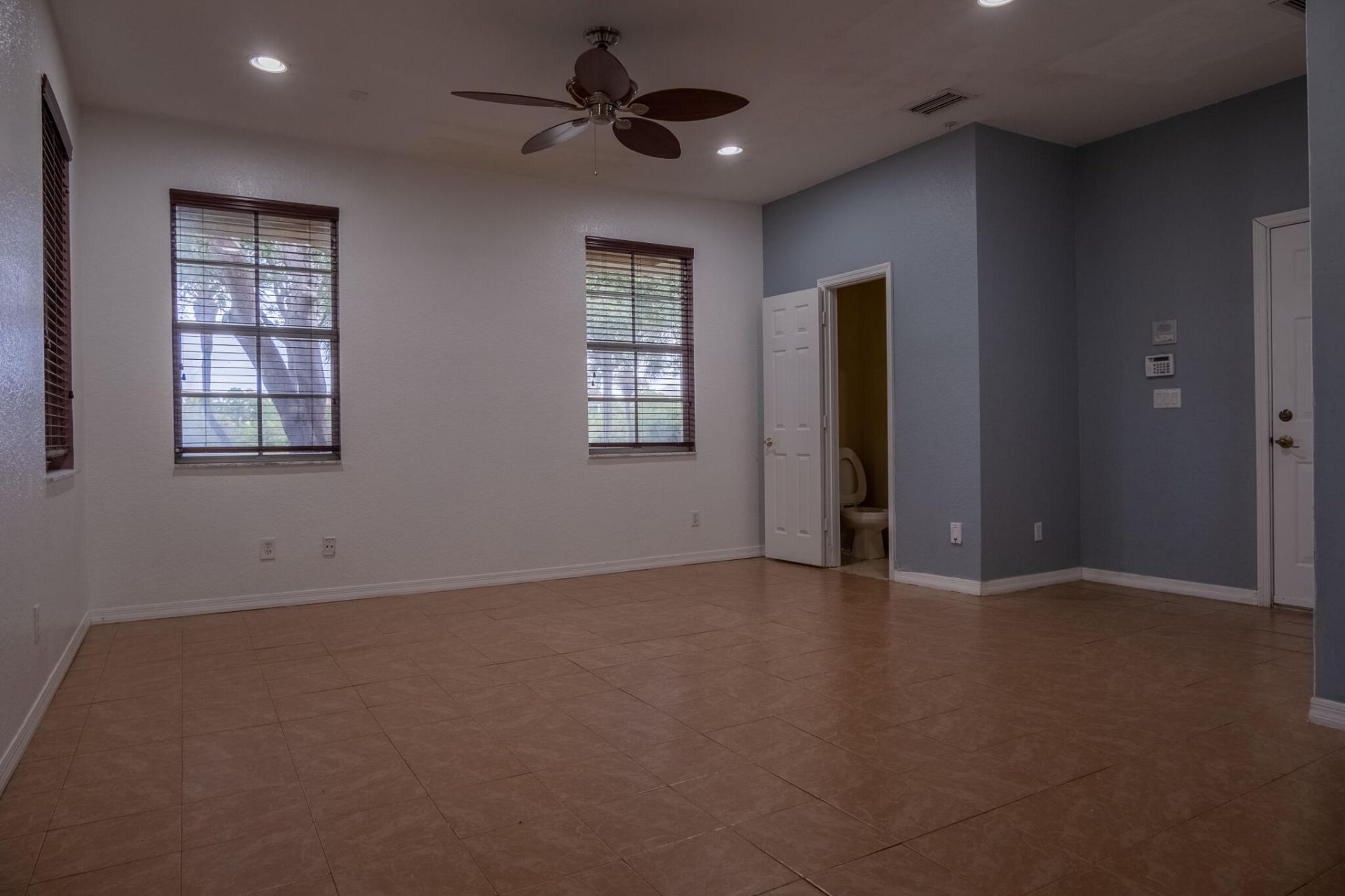 103 E Thatch Palm Circle, Jupiter, FL 33458 Photo