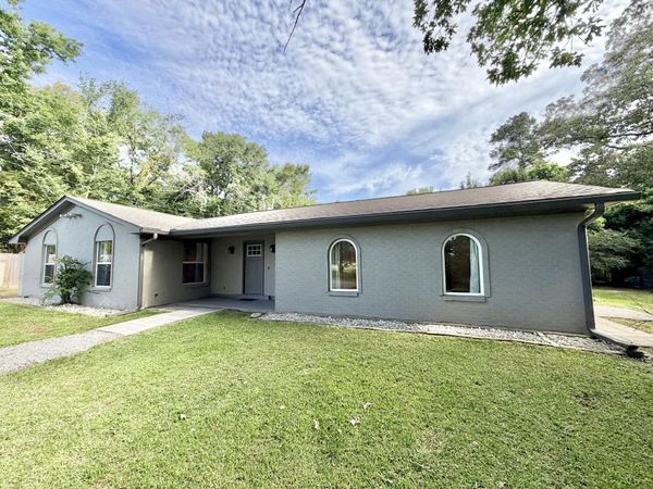 618 Mount Vernon, Columbus, MS 39702