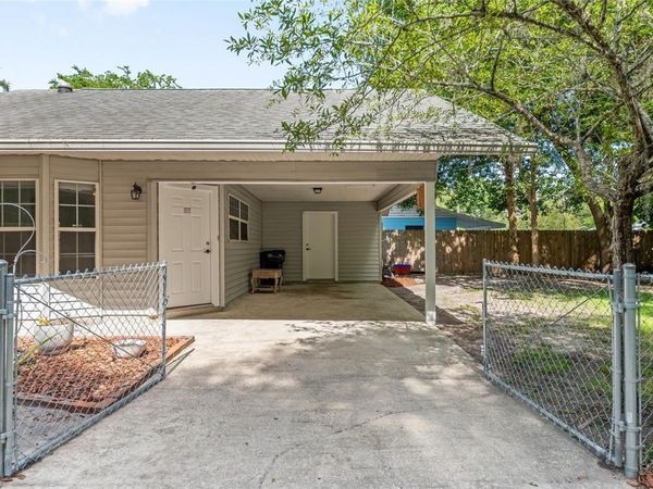2080 NW 2ND STREET , GAINESVILLE, FL 32609