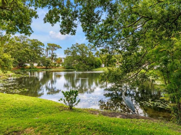 10495 LONGWOOD DRIVE , SEMINOLE, FL 33777