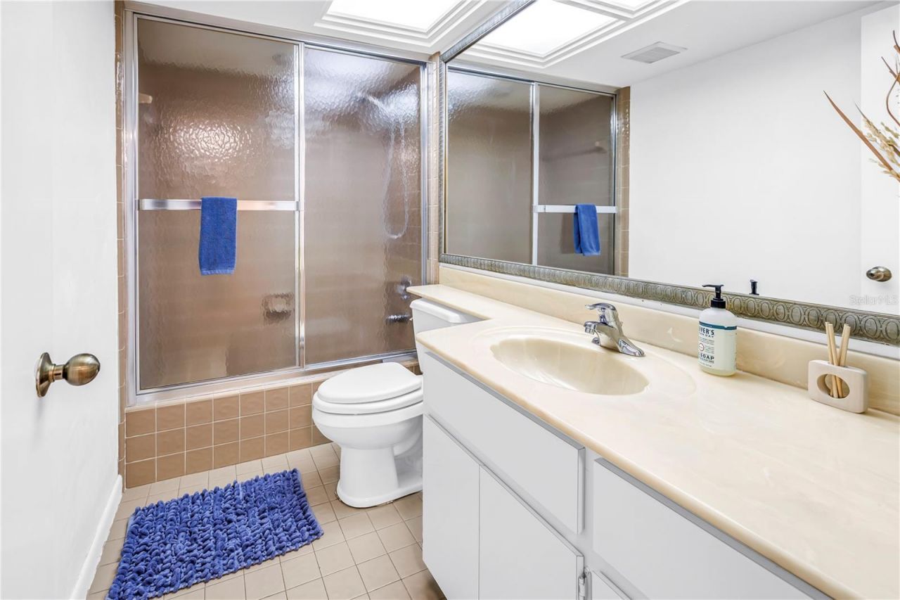 10495 Longwood Drive , Seminole, FL 33777 Photo