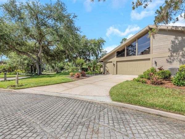 5331 SAND CRANE COURT , WESLEY CHAPEL, FL 33543