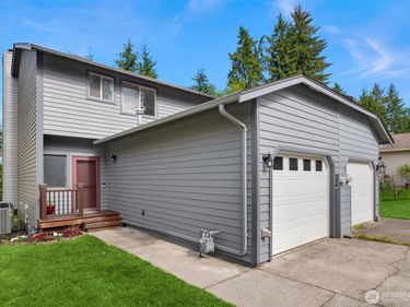 13178 Lakeridge Circle NW, Silverdale, WA 98383