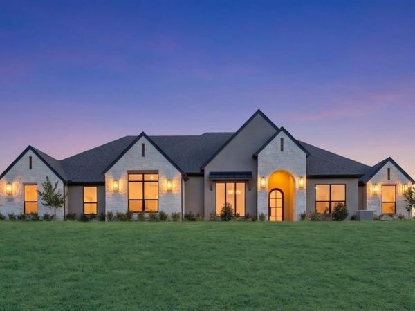 2212 Cotton Tail Way, Cresson, TX 76035