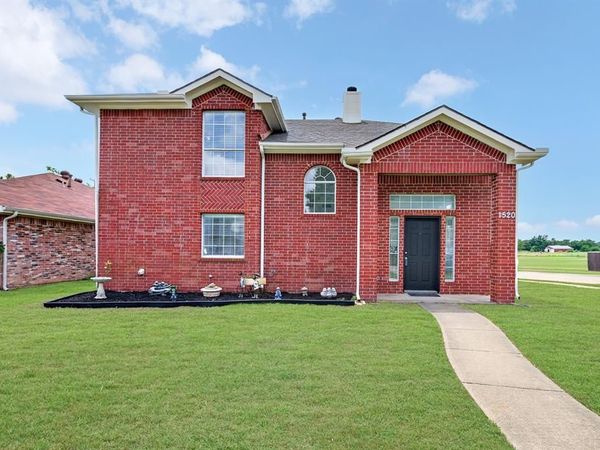 1520 Paintbrush Street , Mesquite, TX 75149