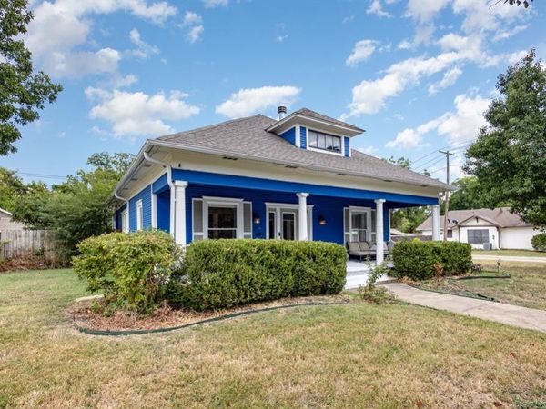 300 E University Avenue , Waxahachie, TX 75165