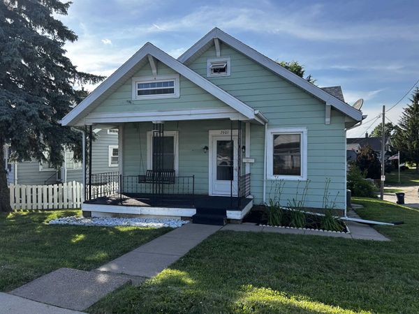 2601 University Avenue, Dubuque, IA 52001