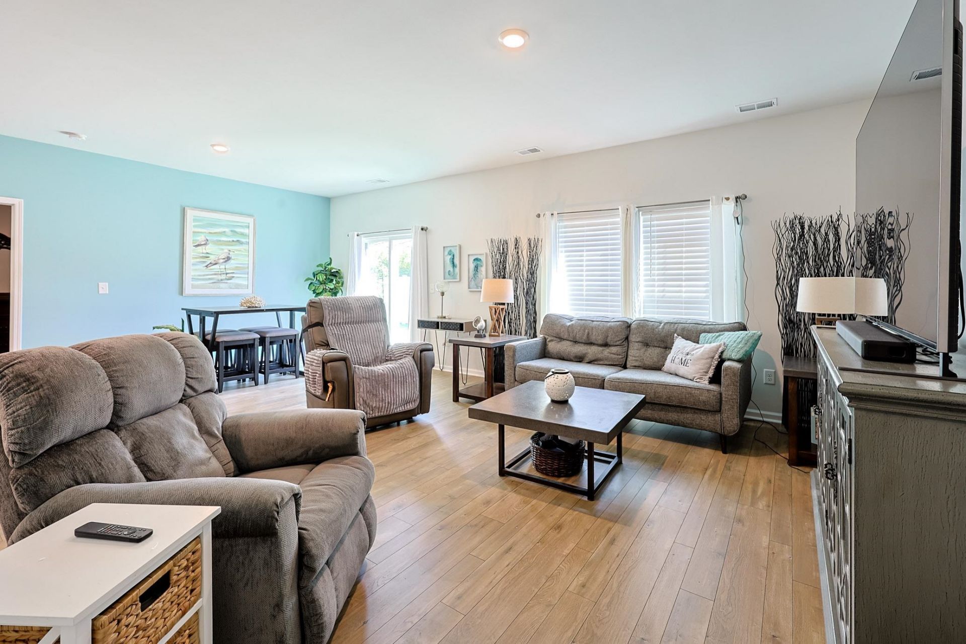 352 Hidden Cove Dr.  Photo 15