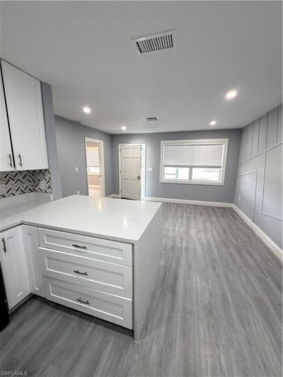 4375 Golden Gate Pkwy , Naples, FL 34116 Photo