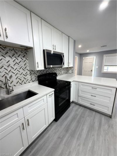 4375 Golden Gate Pkwy , Naples, FL 34116 Photo