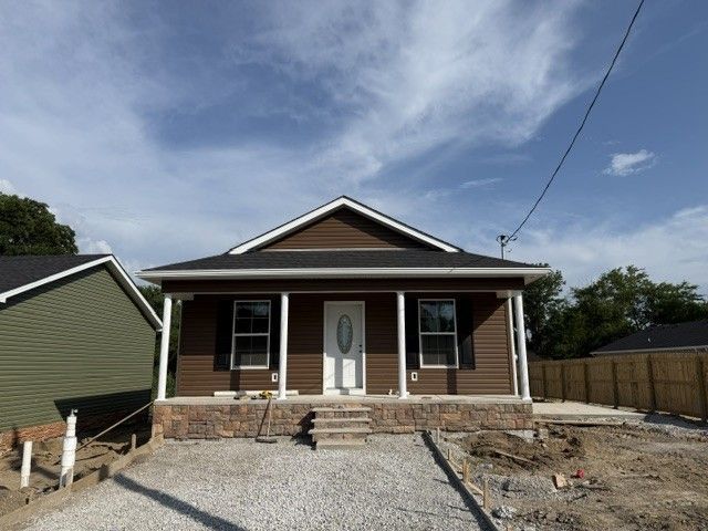 309 W Coffee St, Tullahoma, TN 37388 Main Photo