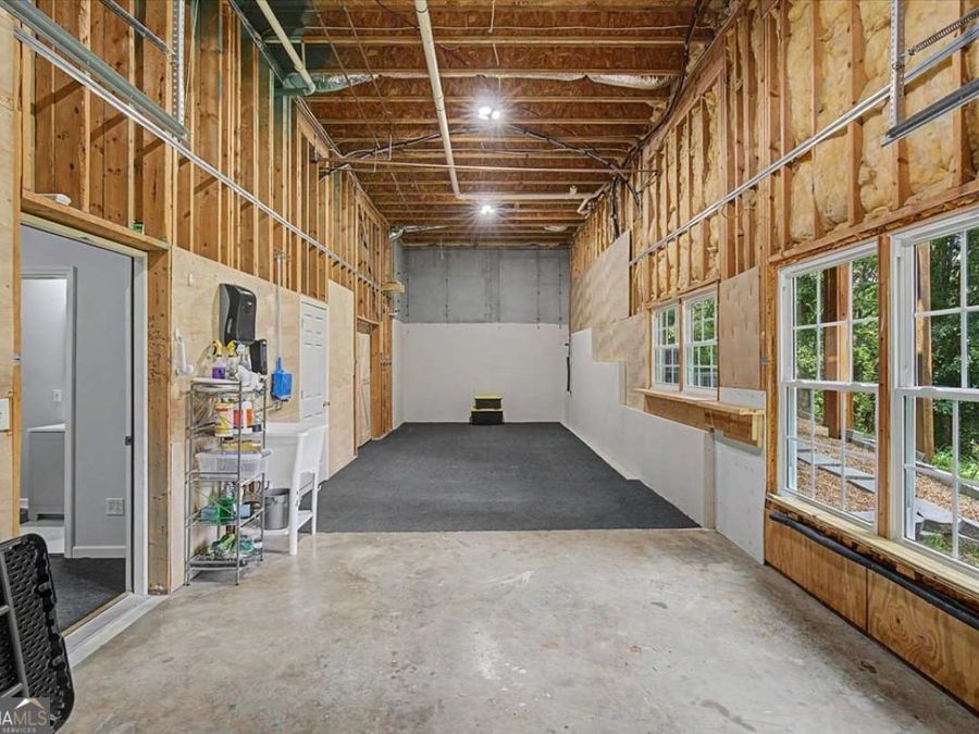 Property Image 40