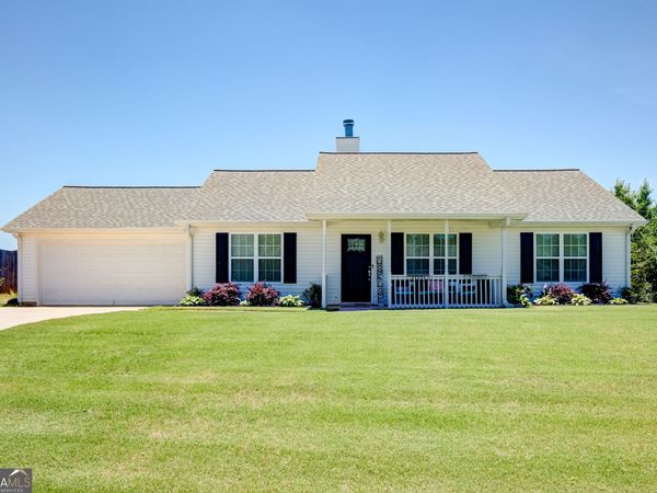 112 Shallow Creek Lane, Hogansville, GA 30230