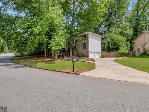 1449 Golf Link Drive, Stone Mountain, GA 30088