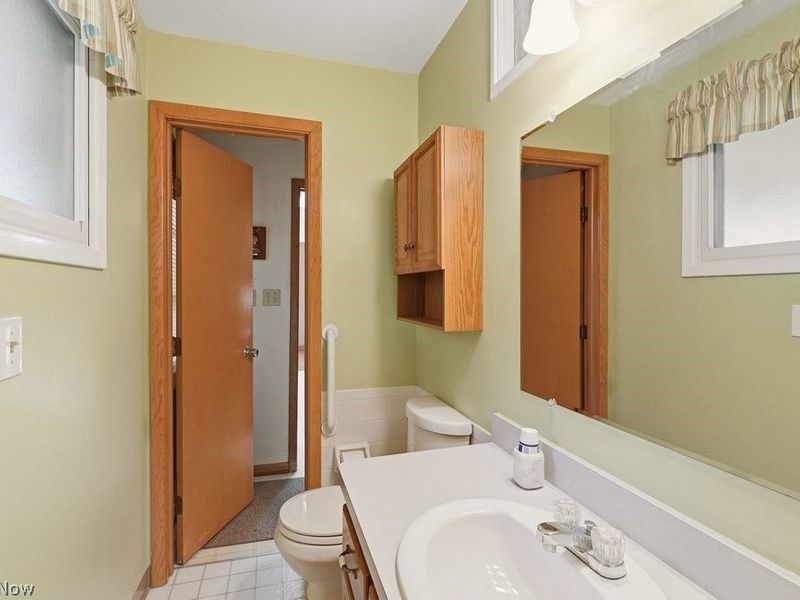 6503 Regency Drive, Parma, OH 44129 Photo 18