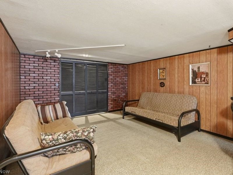 6503 Regency Drive, Parma, OH 44129 Photo 24