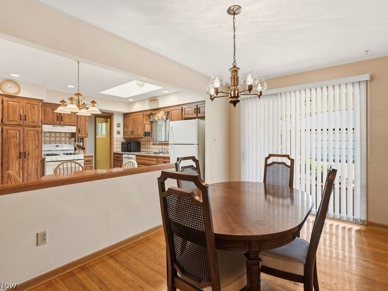 6503 Regency Drive, Parma, OH 44129 Photo 8